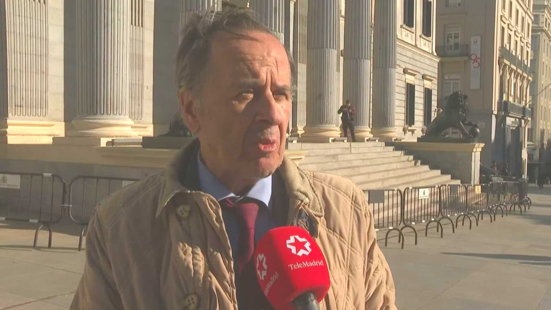 El Letrado purgado del Congreso por cuestionar la legalidad de la amnistía recurre a su cese por Galindo