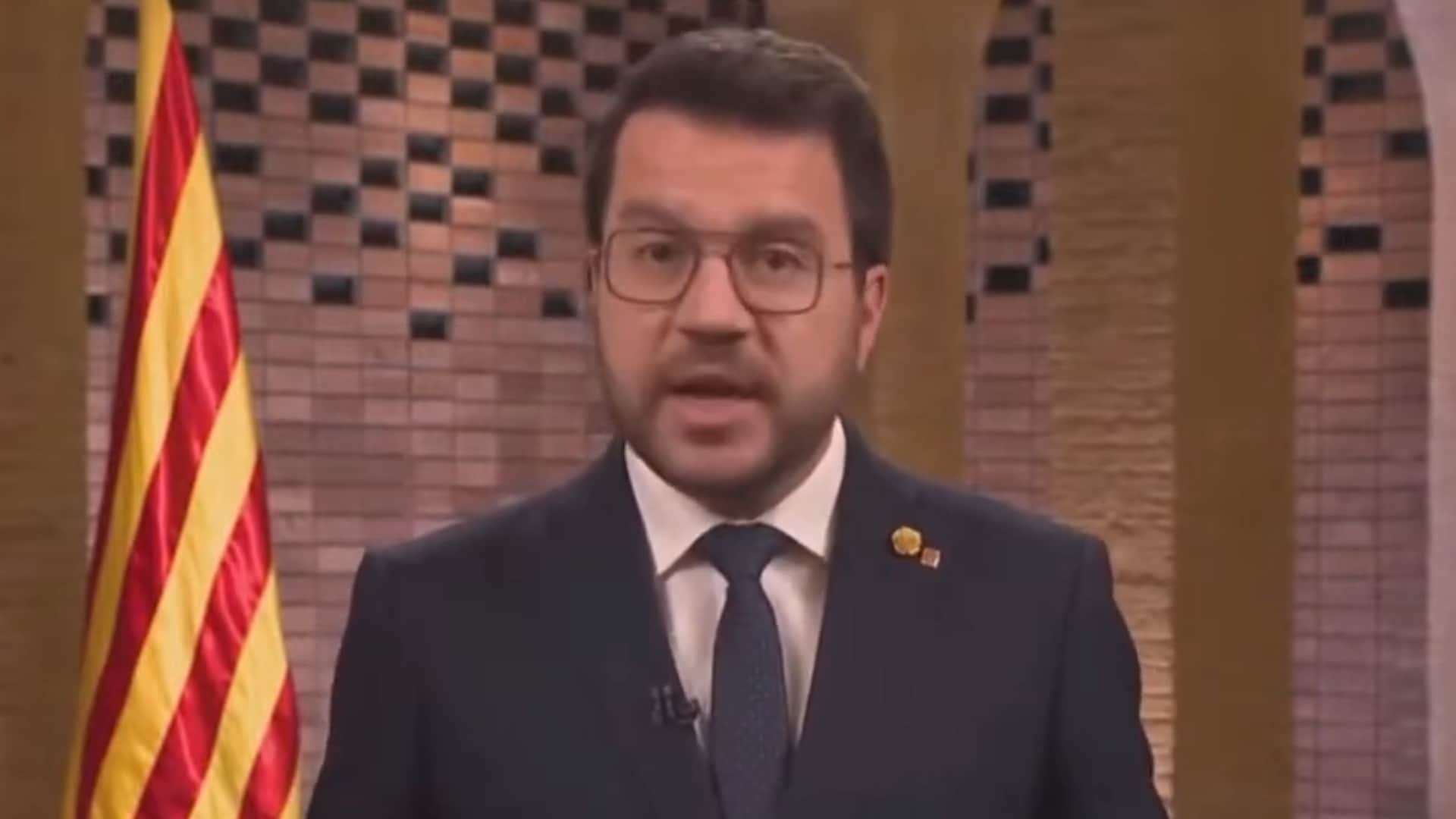 Aragonès se mofa de Sánchez a costa del referéndum: ‘siempre empiezan con ‘no’ y acaba siendo que ‘sí»