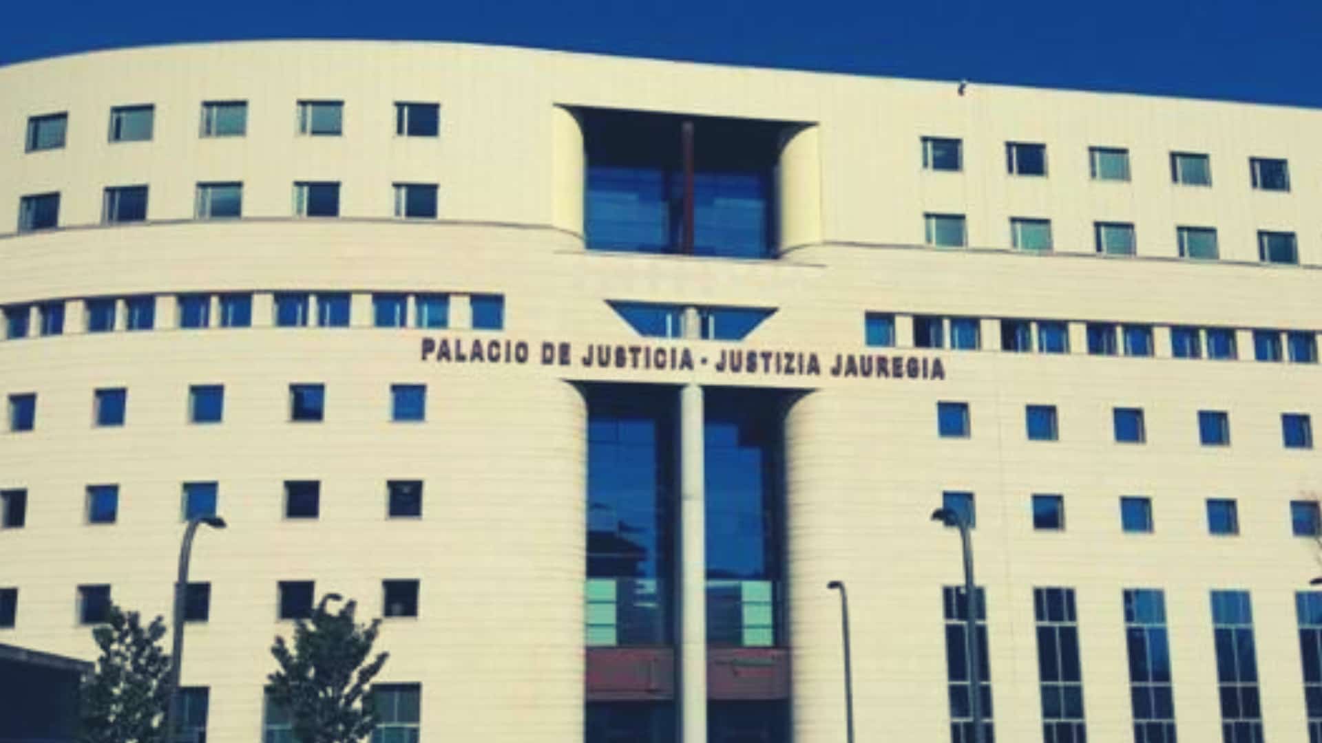 Condenado a 21 años el ilegal marroquí que asesinó a cuchilladas a una joven en Pamplona