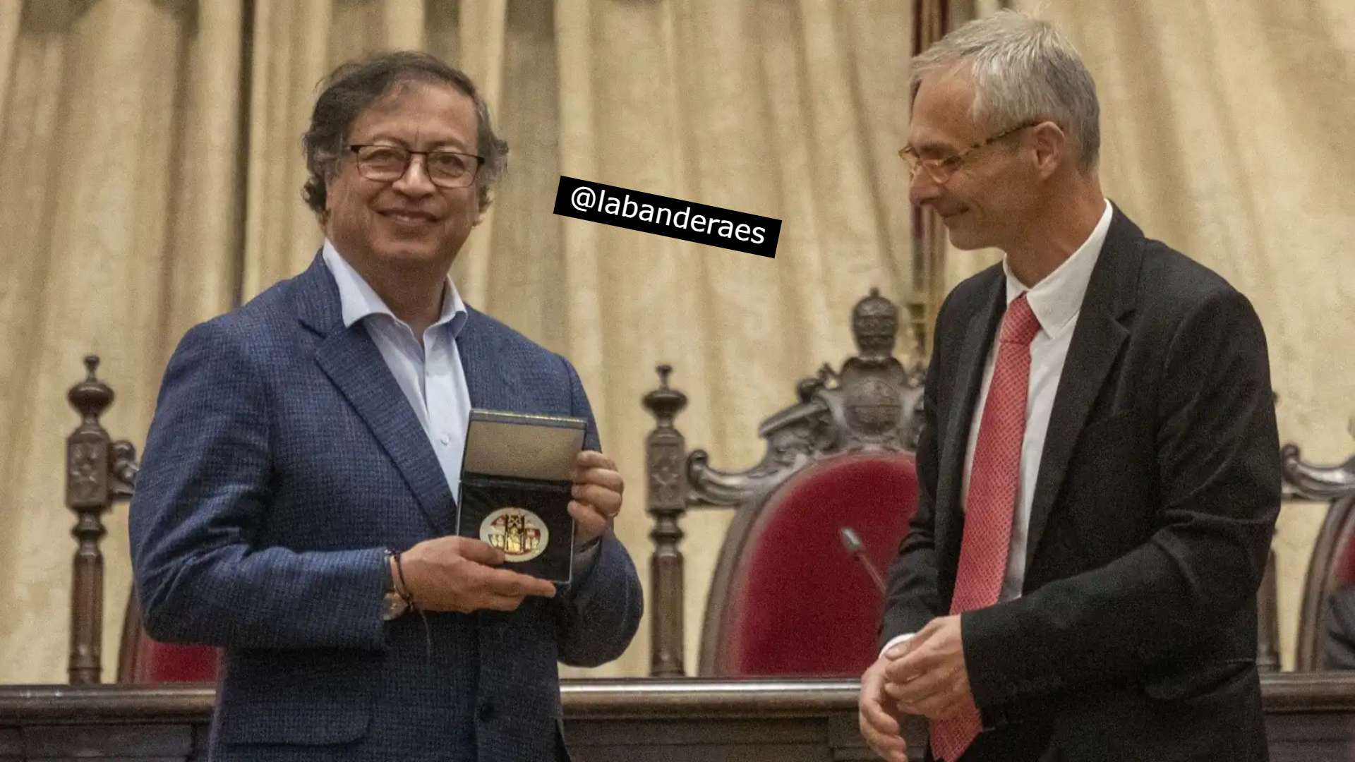 VOX pide a la USAL que le retire la Medalla de Honor a Gustavo Petro