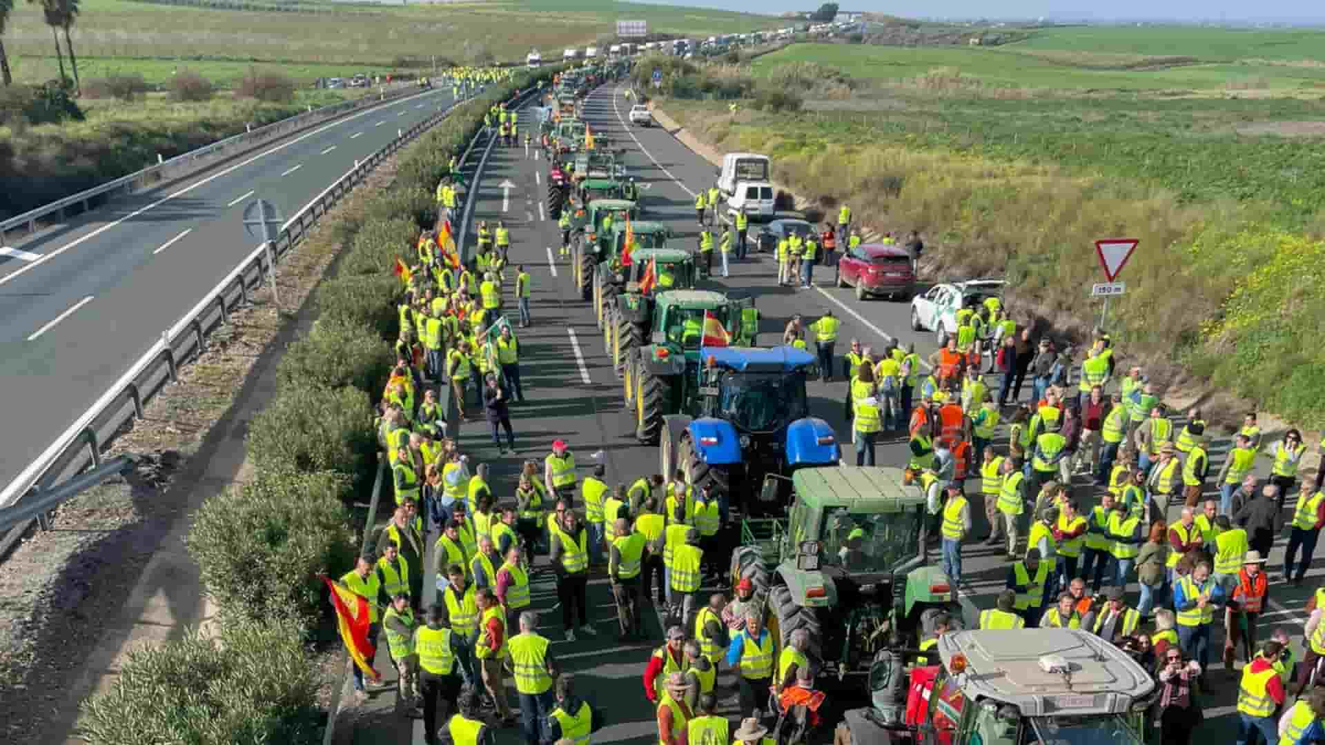tractorada en una carretera