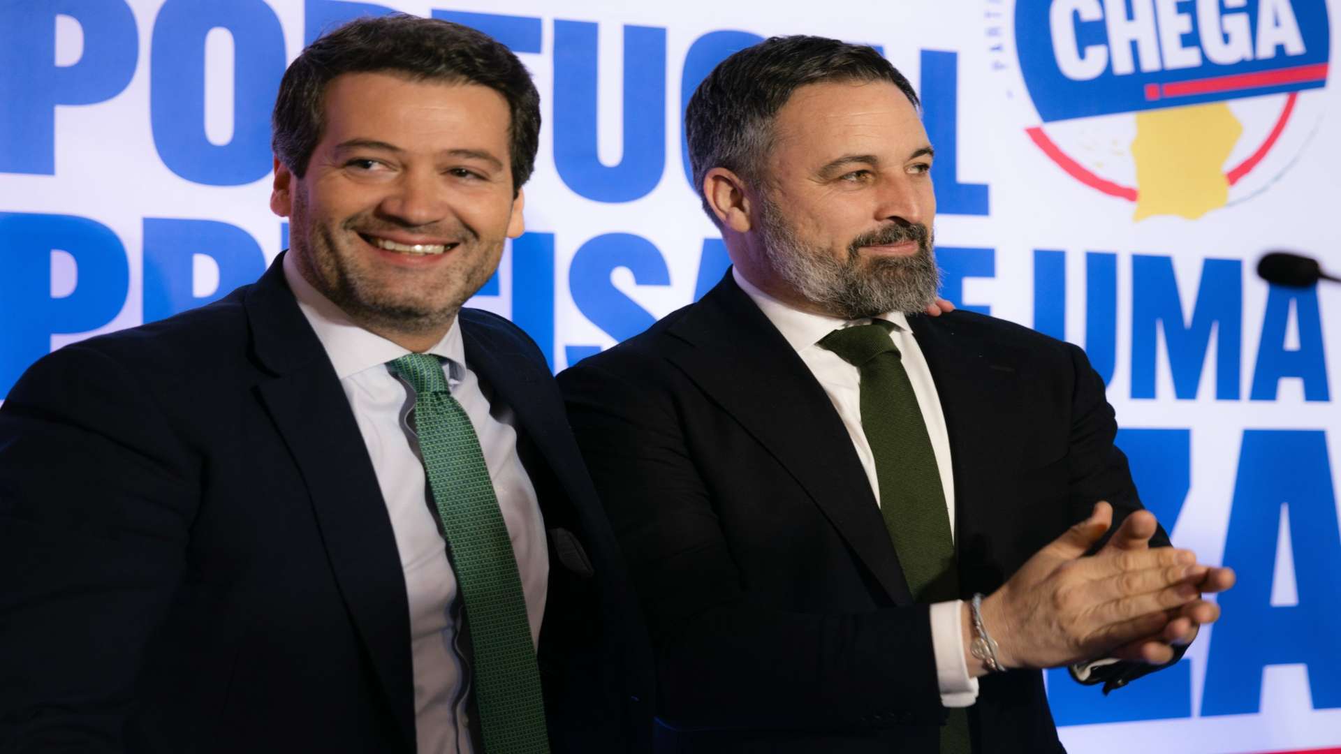 Abascal felicita a André Ventura por el histórico resultado de CHEGA en Portugal
