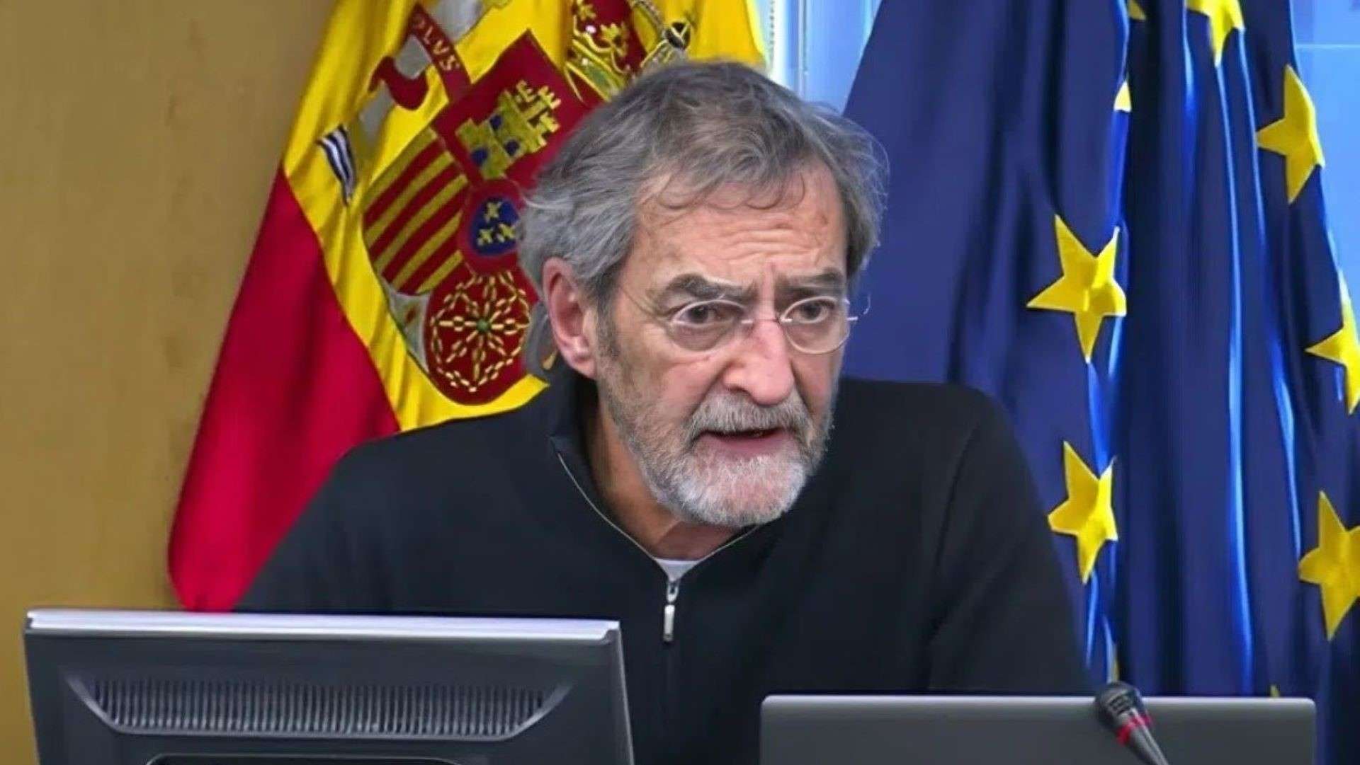 Vacunación masiva Covid como “experimento global” dentro de una “sociedad intoxicada”