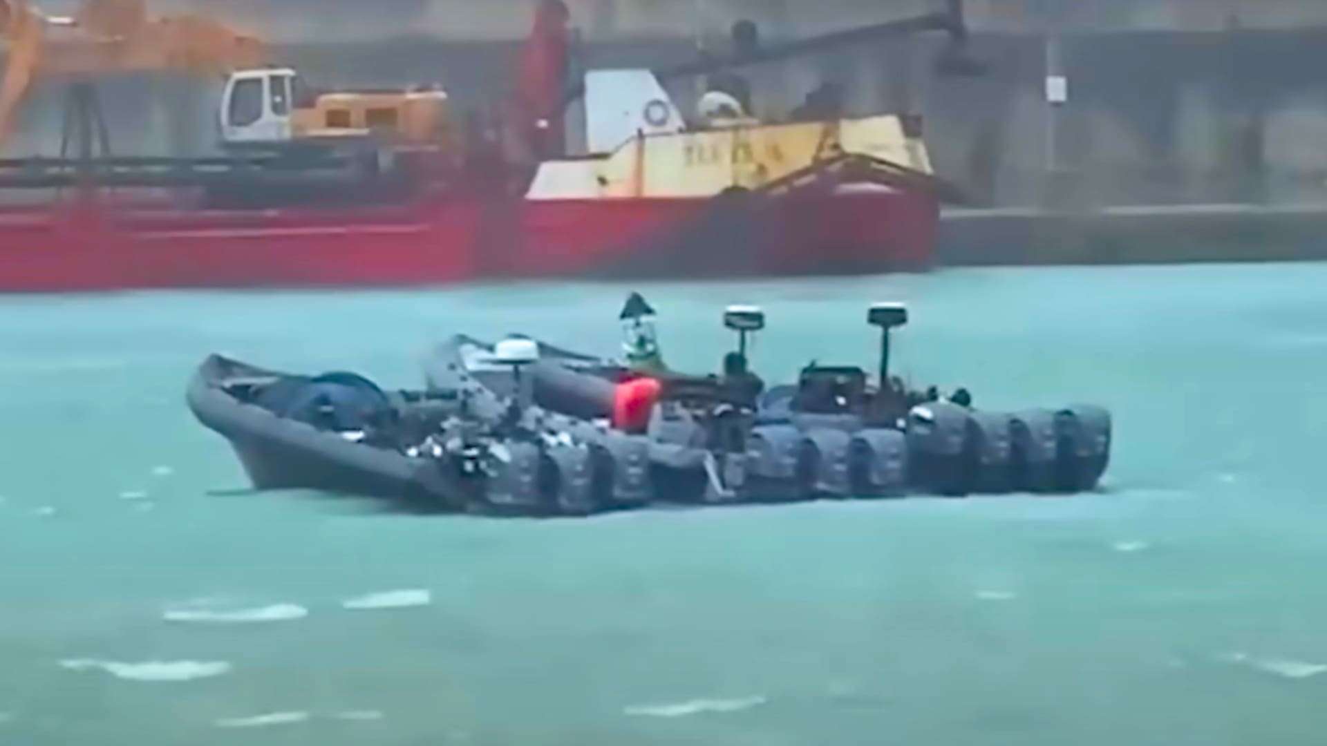 Segunda denuncia contra el general jefe de Andalucía y al coronel de Cádiz por obligar a la intervención de Barbate