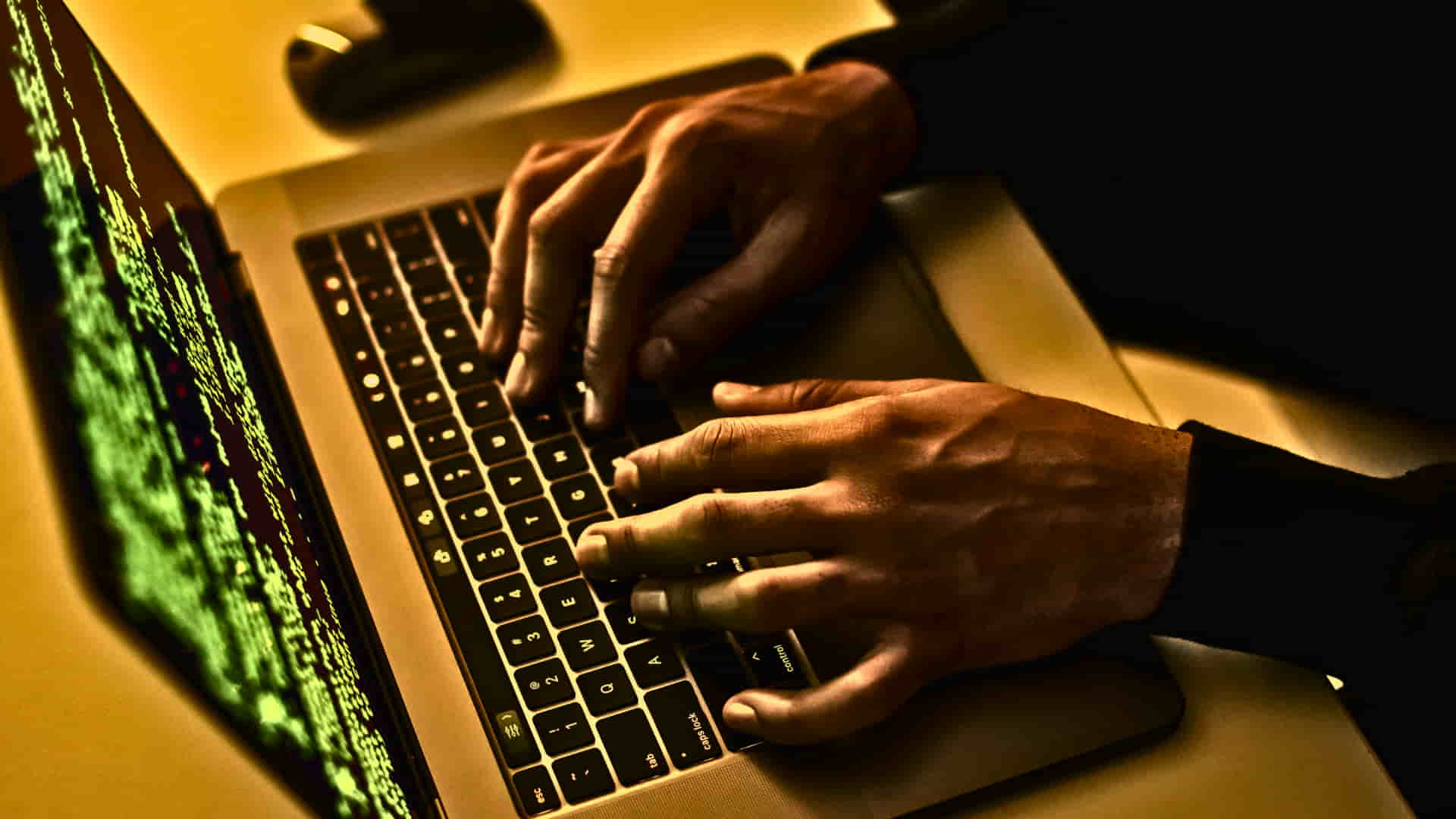 Nigeriana finge ser un cíber novio y estafa 80.000 € a una mujer