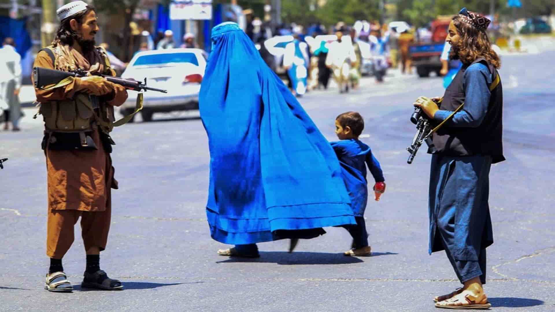 Alicante: Detenido un matrimonio paquistaní por obligar a su hija a una boda forzosa mediante palizas y amenazas