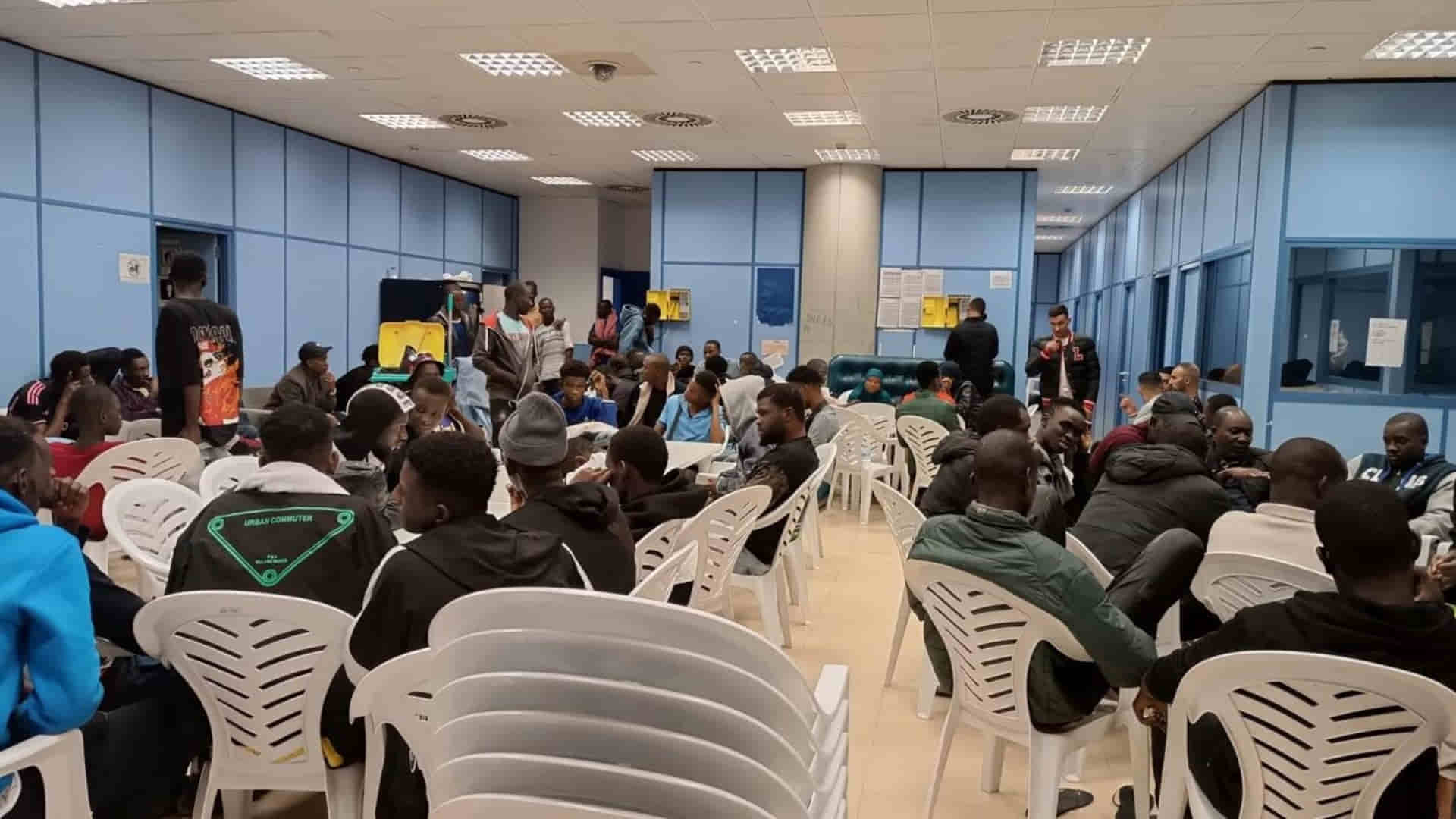 Sala de acogida durante vuelos-patera de enero-febrero de 2024