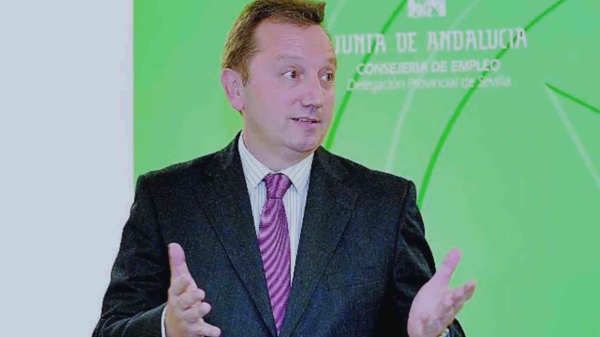 Manuel Recio, ex Consejero de Empleo de la Junta de Andalucía Manuel Recio, ex Consejero de Empleo de la Junta socialista de Andalucía