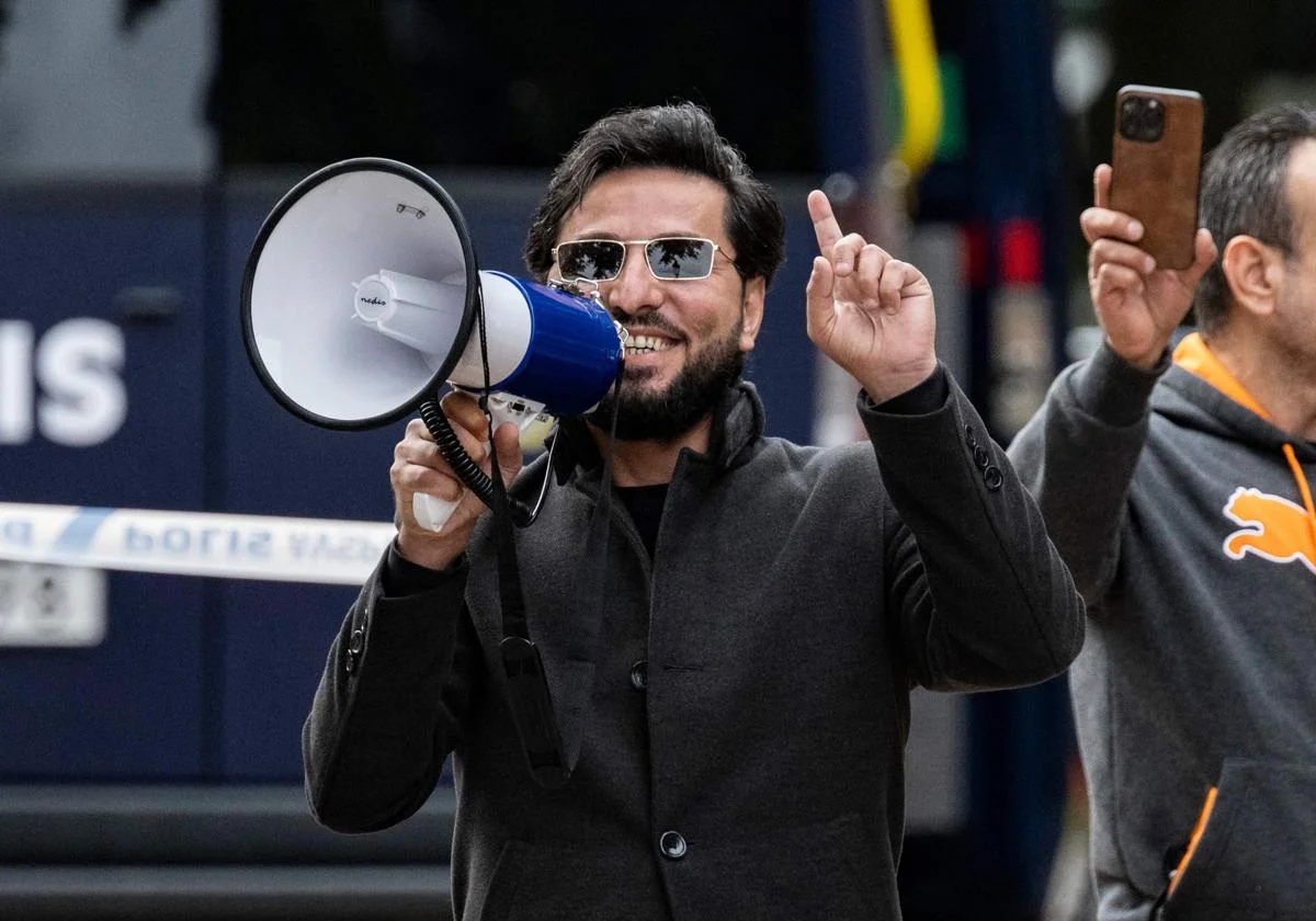 salwan-momika-kwtE-U70182724886r5H-1200x840@diario_abc salwan-momika-kwtE-U70182724886r5H-1200x840@diario_abc