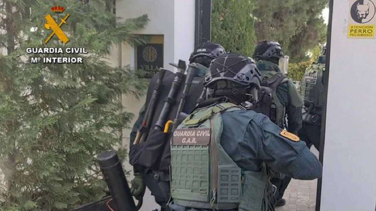 Condenados dos hermanos yihadistas en Estepona por autoadoctrinamiento y autocapacitación terrorista