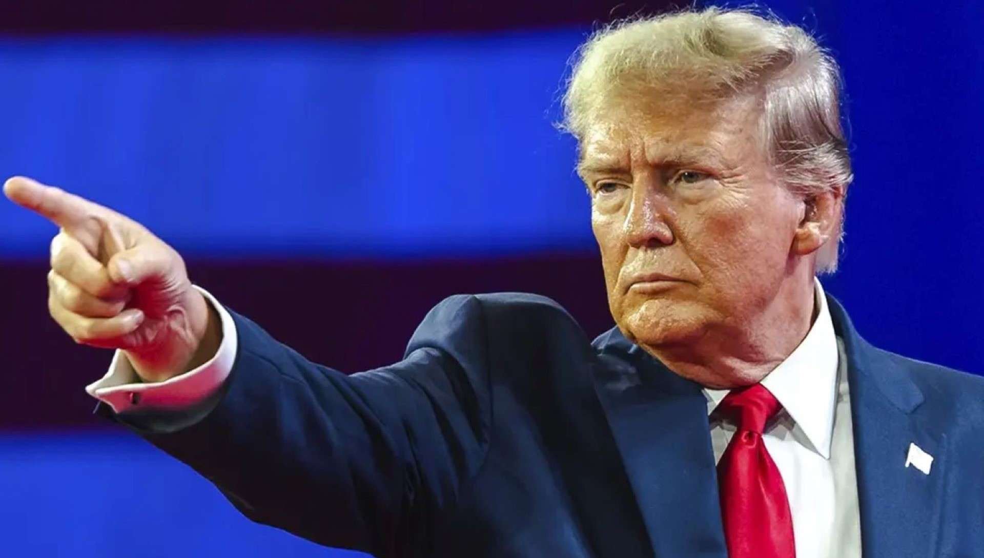 Trump firma una orden ejecutiva para cerrar la mayor clínica infantil trans de Estados Unidos