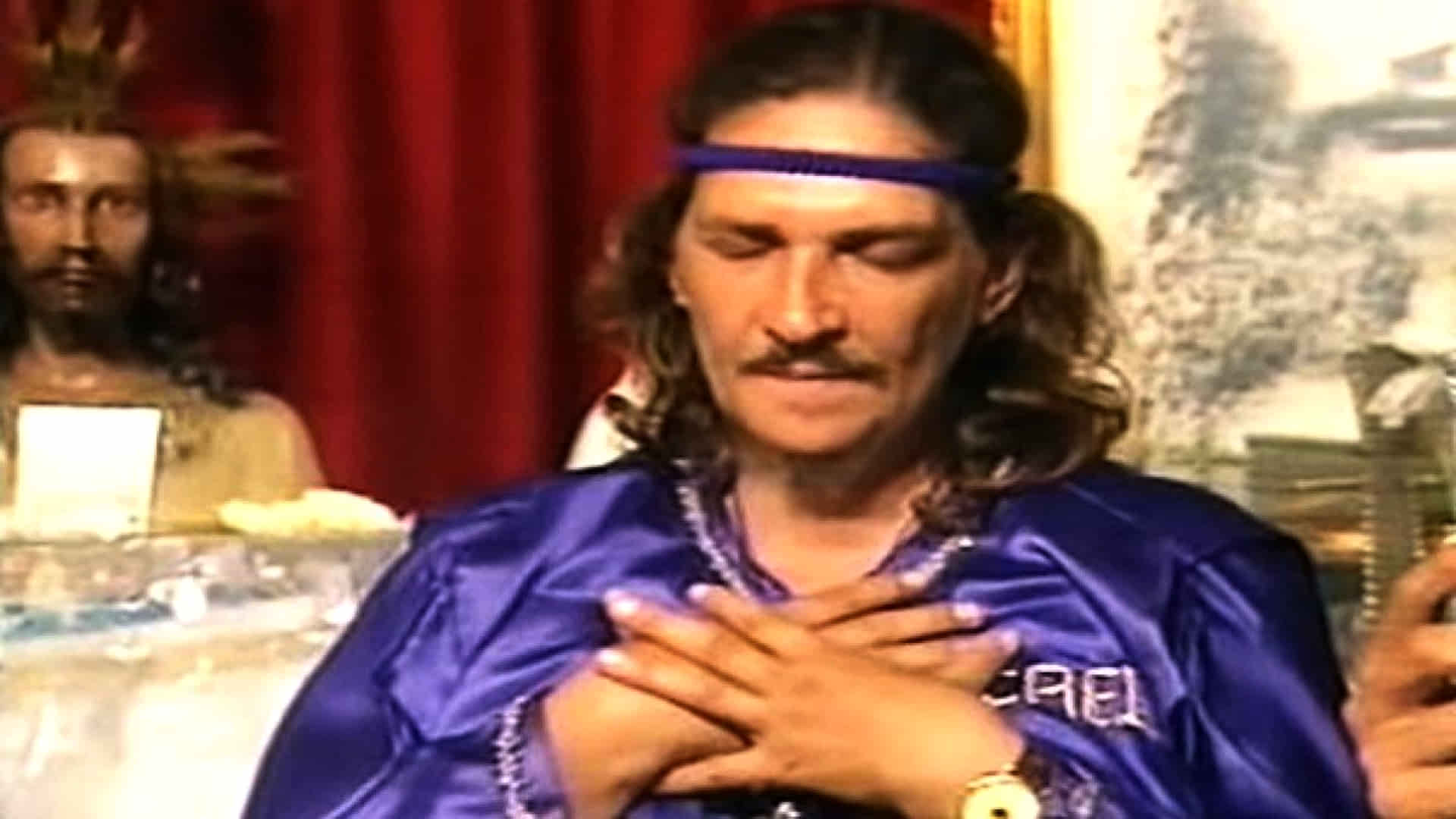 Muere Carlos Jesús, el extravagante vidente televisivo de los 90