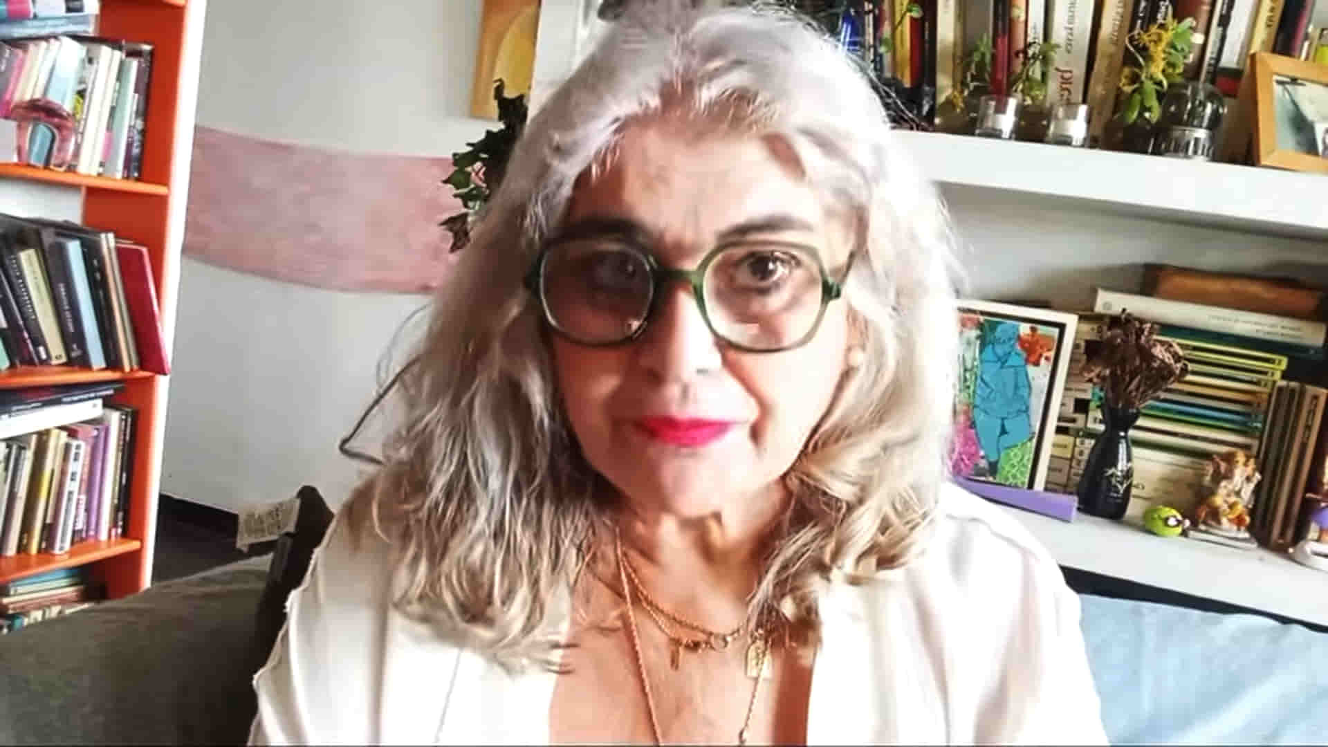 Condenados dos tuiteros por las coacciones en redes sociales a Lucía Etxebarria