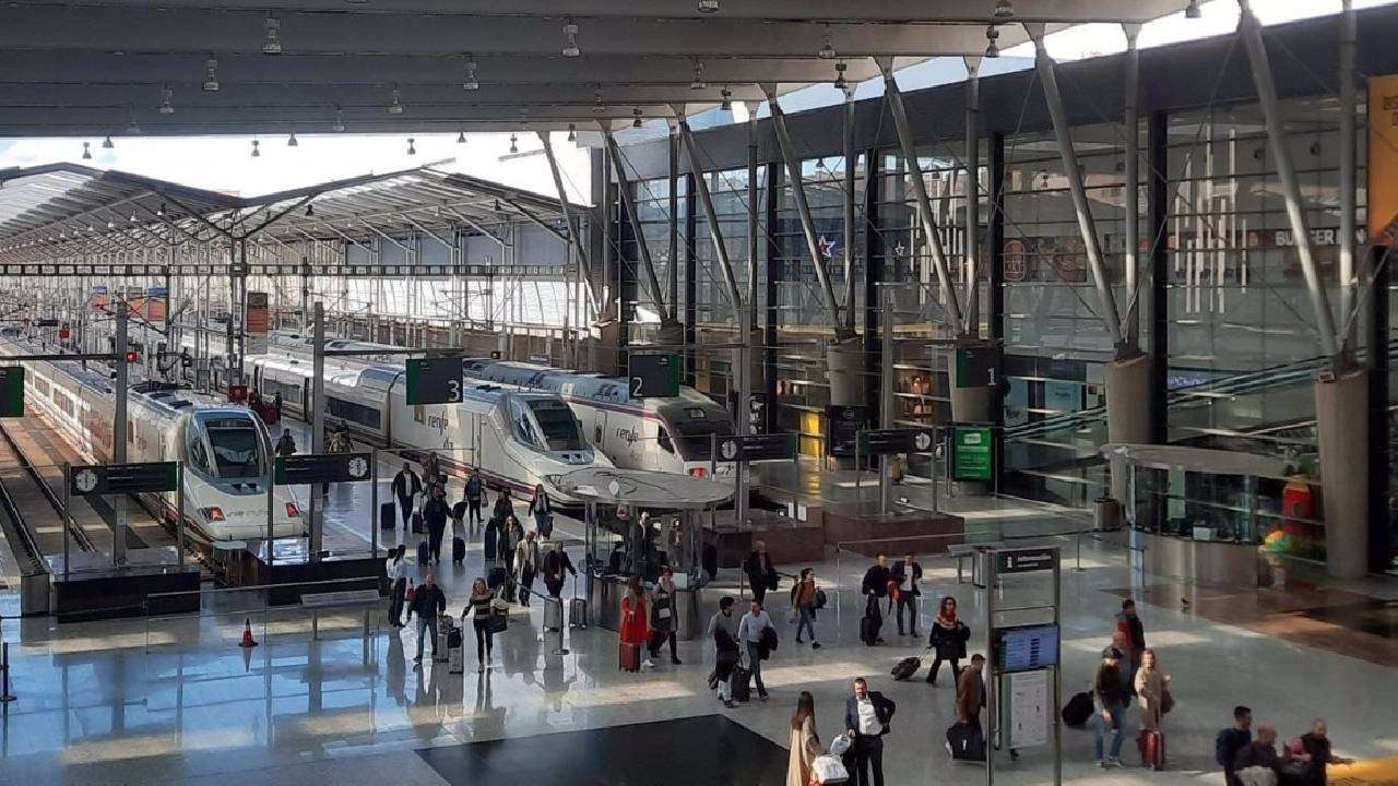 Estación María Zambrano Estación María Zambrano