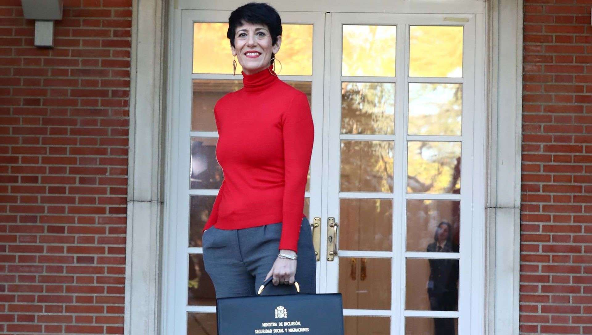 La ministra Elma Saiz, salpicada por la presunta trama corrupta