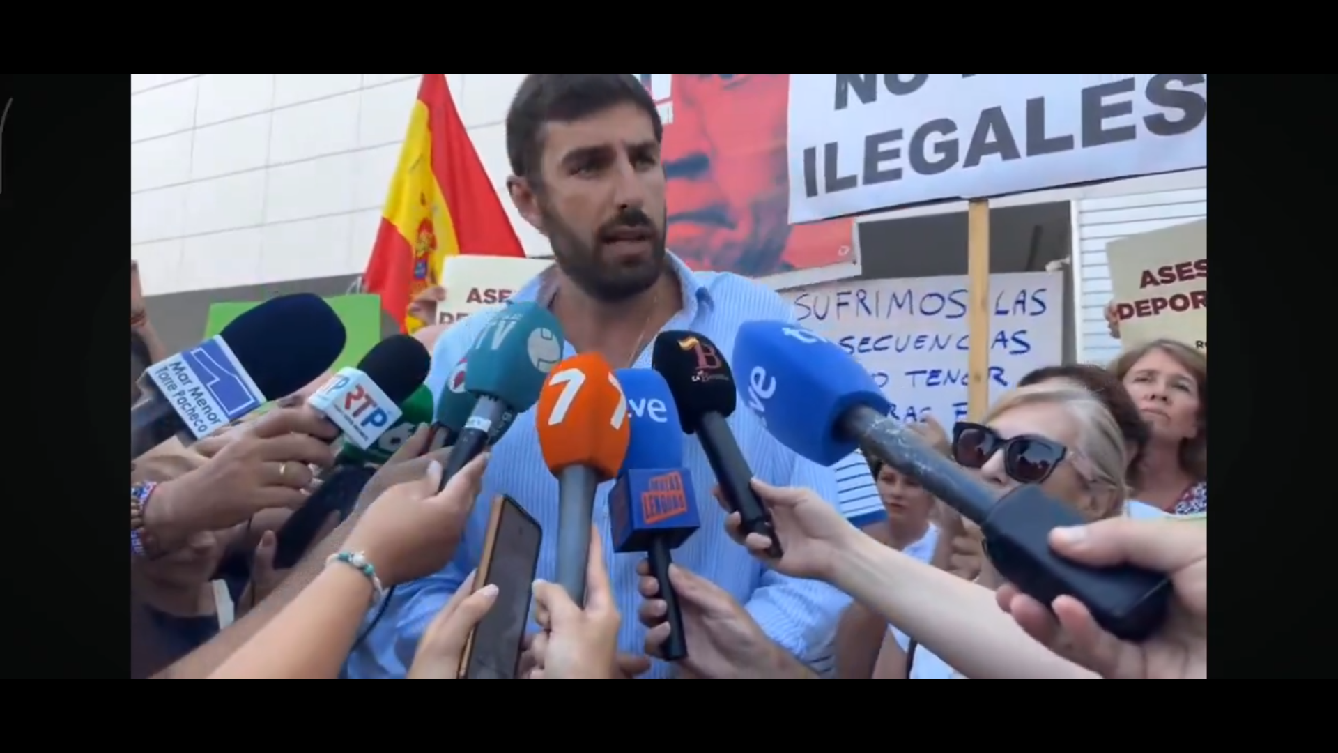 VOX afirma que PP y PSOE son los responsables de la violencia y las agresiones de los inmigrantes ilegales