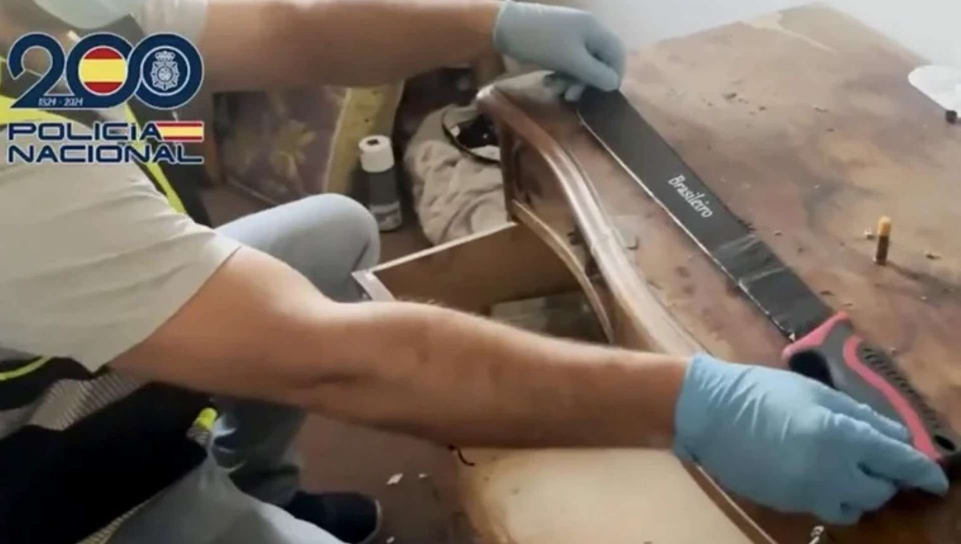 Dominican-Policia Nacional Dominican/Policía Nacional