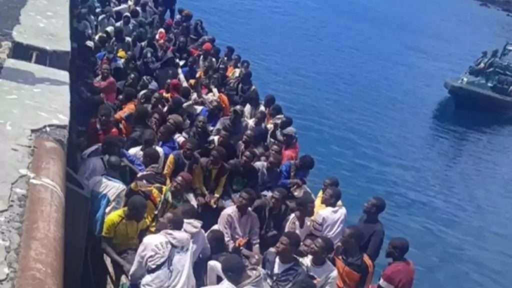 Extranjería amenaza con huelga indefinida ante el aumento de solicitudes por la regularización de inmigrantes en España