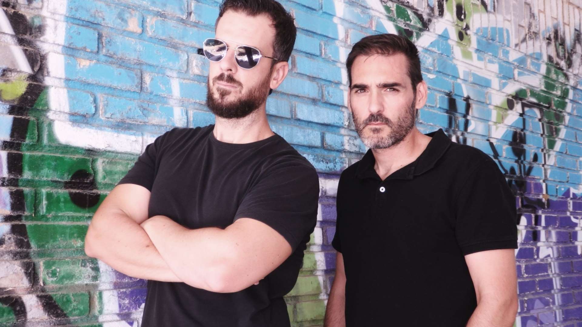 Los Meconios/Valencia Plaza