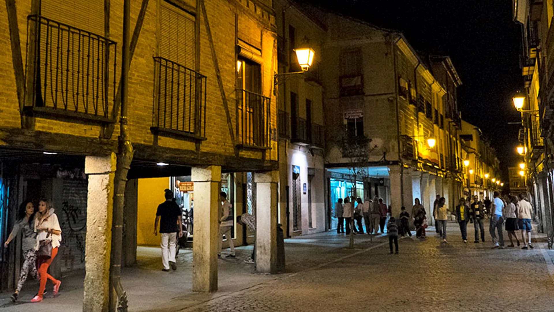 calle Real de Alcalá/Hola
