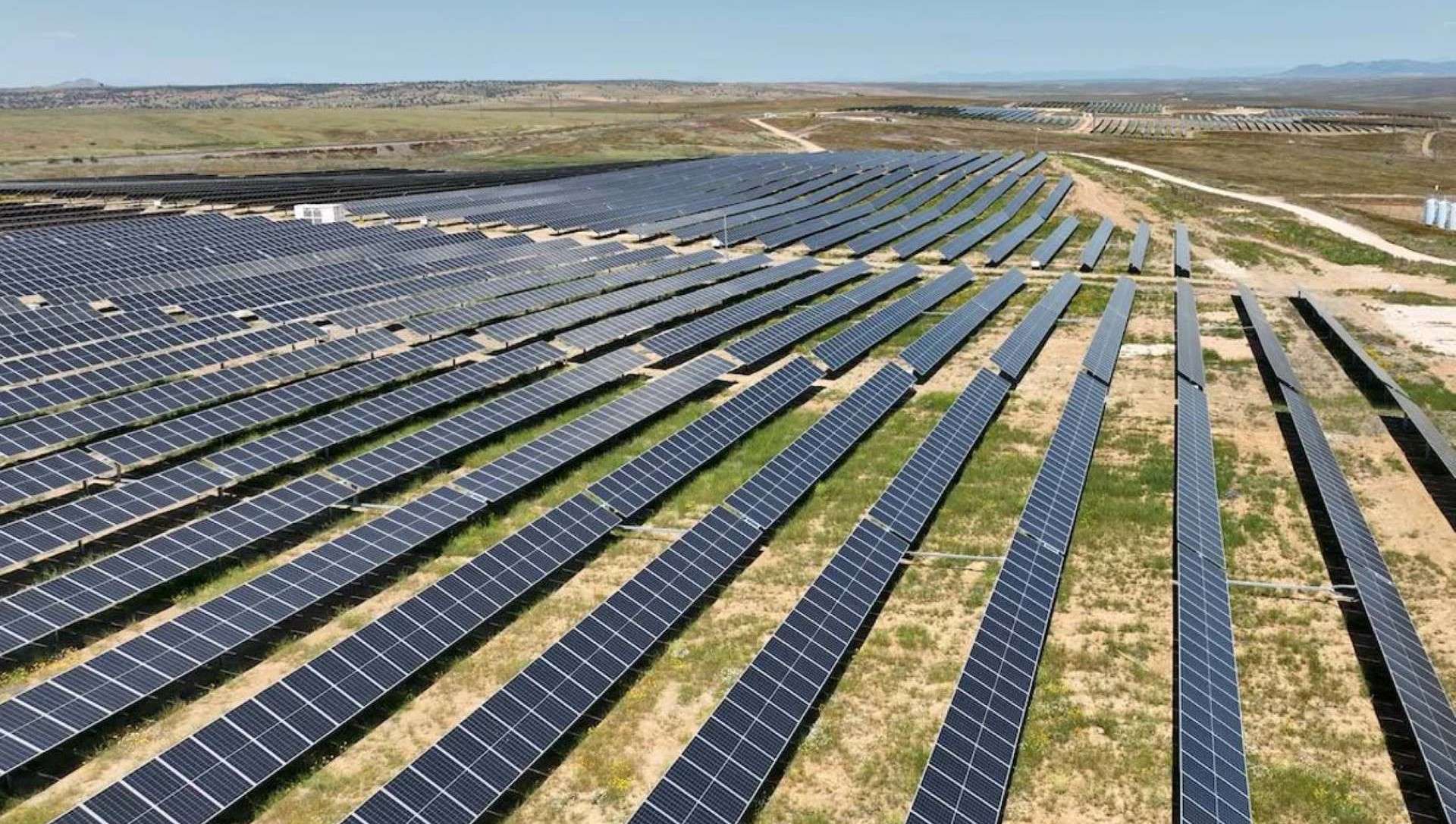 Fotovoltaicas en Extremadura provocan casi la mitad de incendios forestales