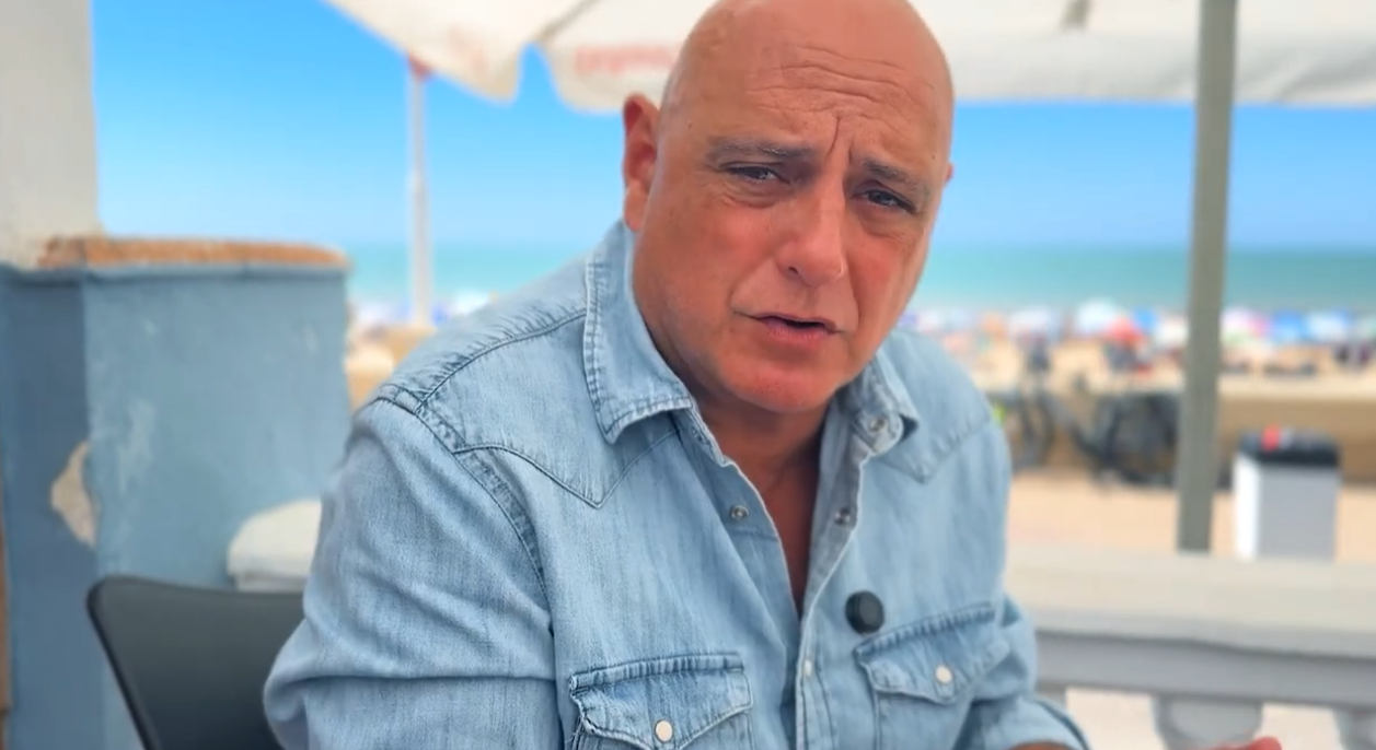 Broker hipotecario revela la edad máxima para comprar vivienda en España