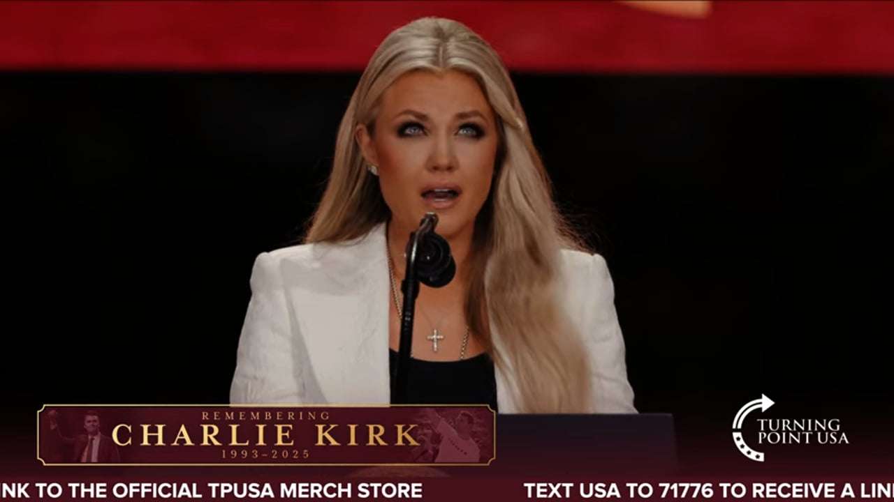Discurso de Erika Kirk durante el memorial de su marido