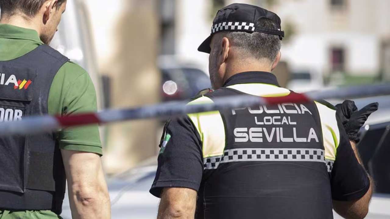 Un joven colombiano asesina a su pareja en Sevilla Este y después intenta suicidarse