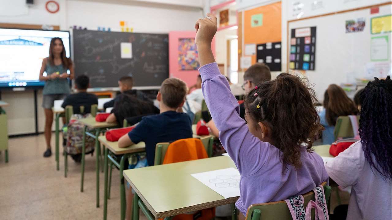 El castellano, marginado en las escuelas/RTVE
