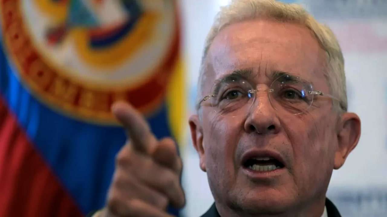 Álvaro Uribe Álvaro Uribe