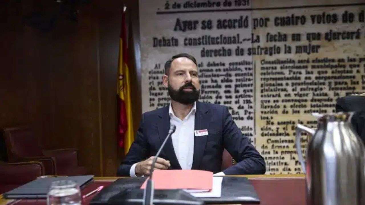 El tesorero del PSOE tenía “conocimiento directo” de los sobres que se daban en Ferraz