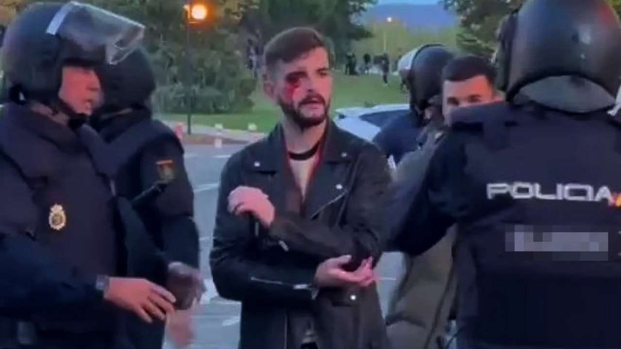 Periodista agredido por proetarras en la Universidad de Pamplona