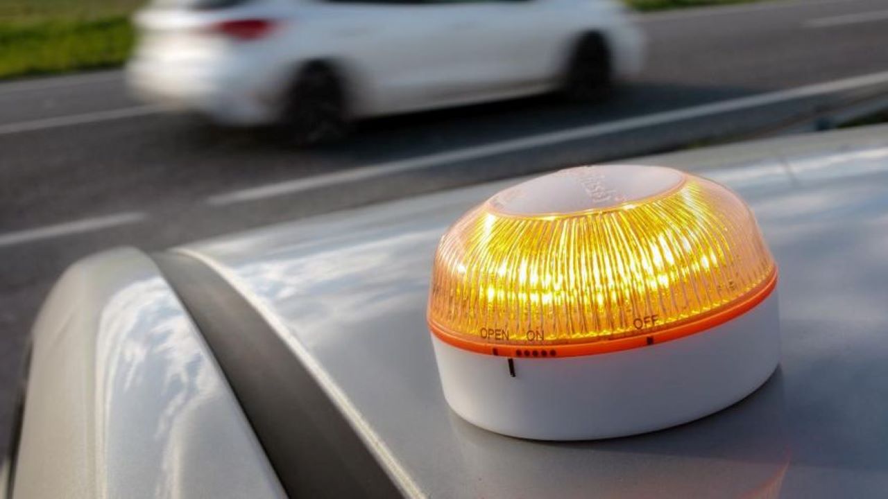 Balizas V-16 elDiario Balizas V-16/elDiario.es