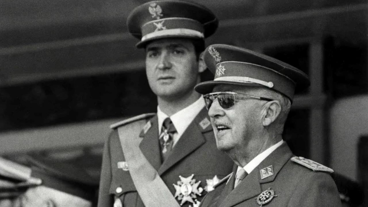 Franco y el rey/Yahoo