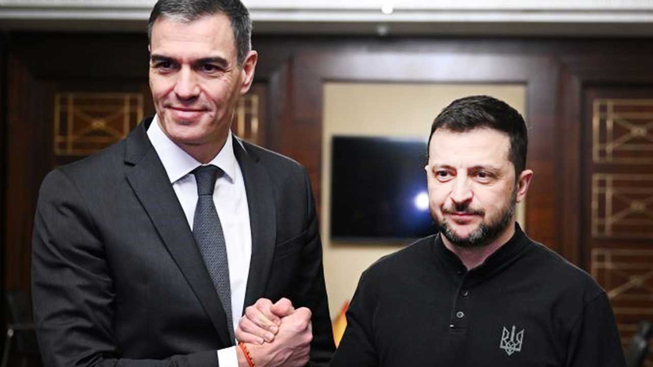 Sánchez envía 100 millones Ucrania