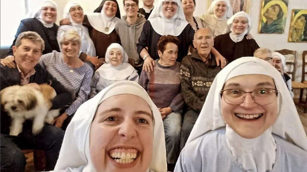 Las monjas okupas/El Mundo