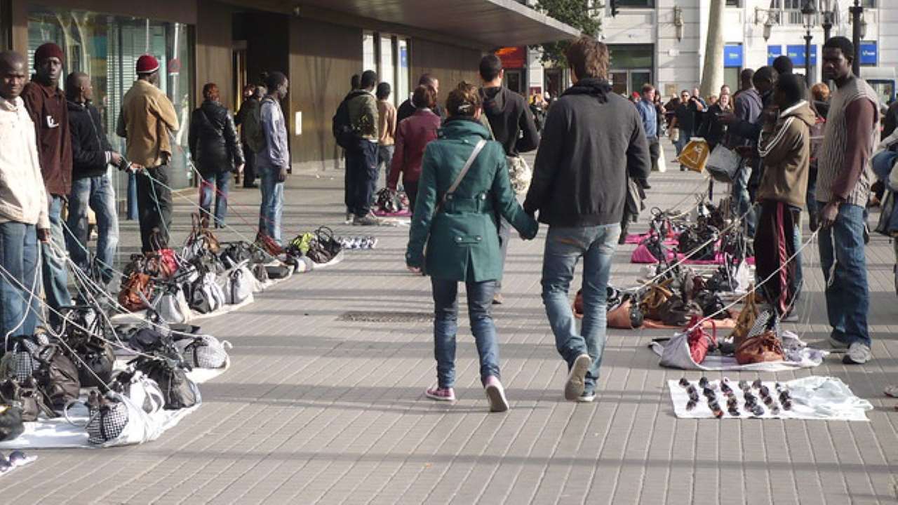 Récord histórico: España alcanza los 49,4 millones de personas con más extranjeros