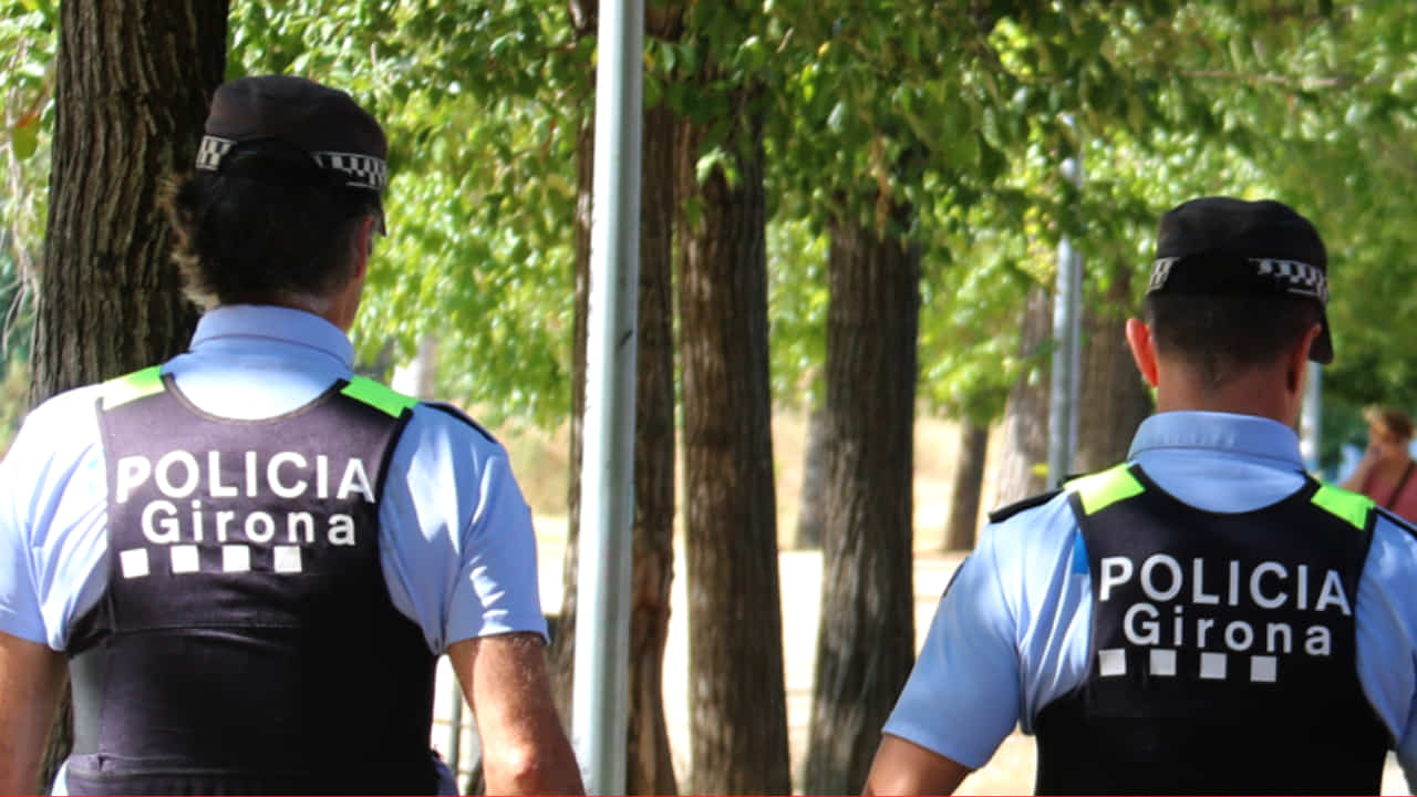 Policía Local de Gerona dispara a un hombre que lo atacó con una sierra