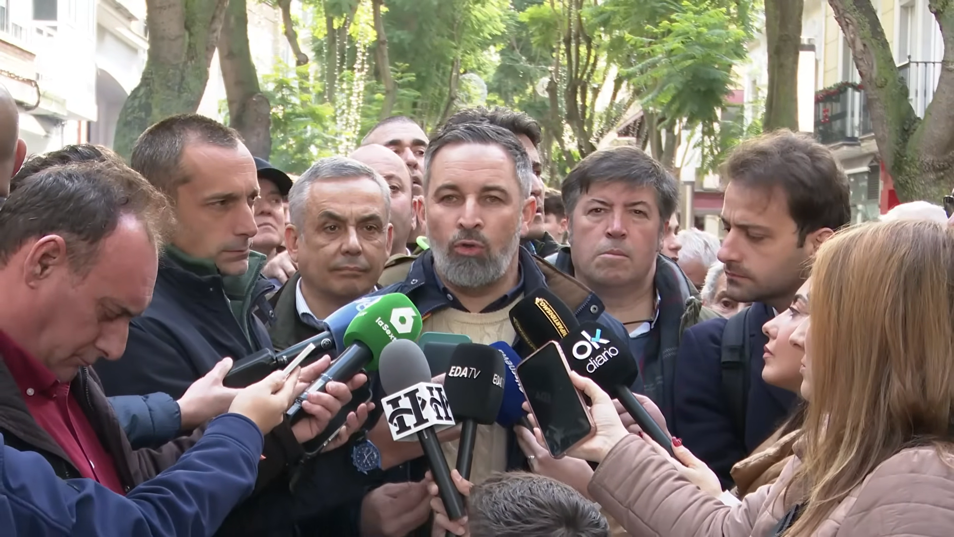 Captura de pantalla (17605) Captura de pantalla (17605)