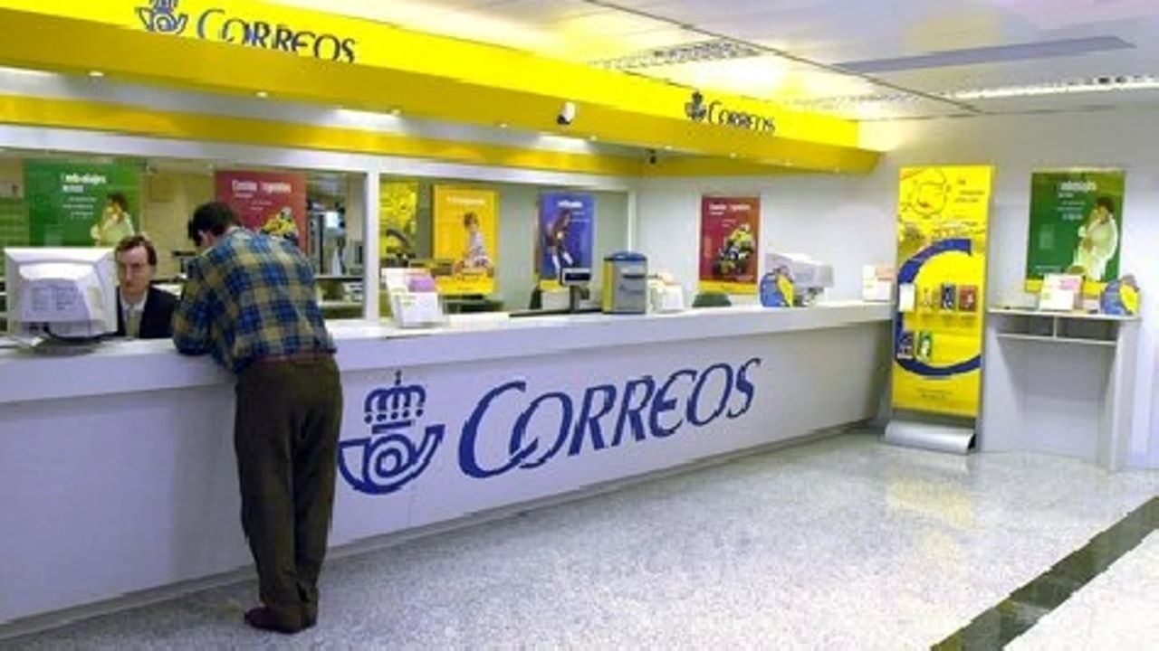 Los precios en Correos, al alza/La Razón