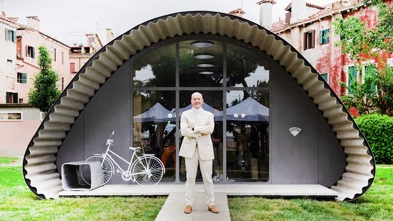 Essential Home Norman Foster