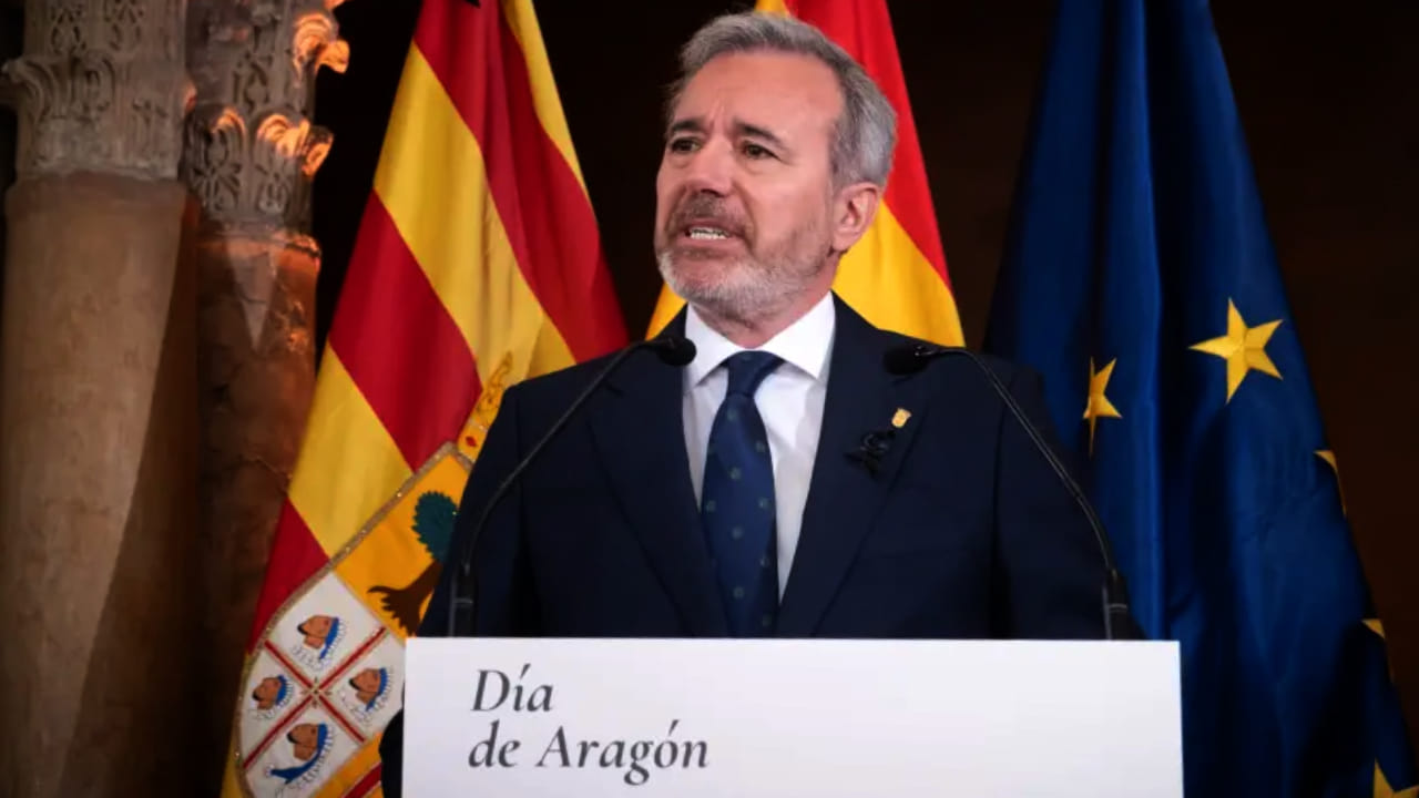 Jorge Azcón se plantea el adelanto electoral de Aragón para febrero