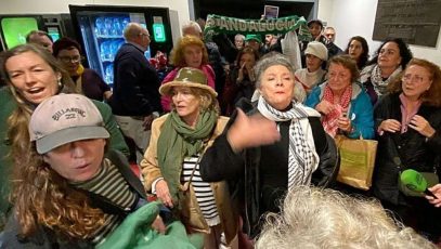 Insultos y violencia de la charocracia contra Soto Ivars/ABC