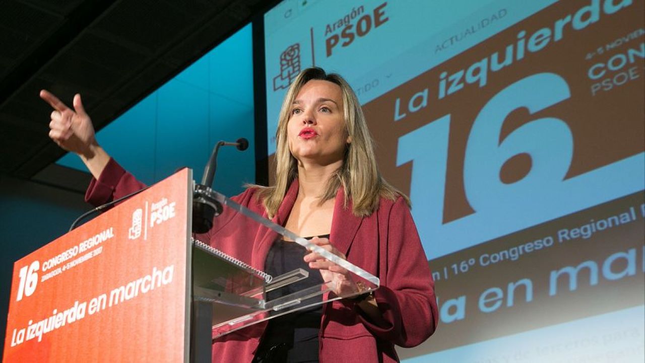Pilar Alegría derrocha 300.000 euros públicos en autobombo mientras hunde al PSOE en Aragón