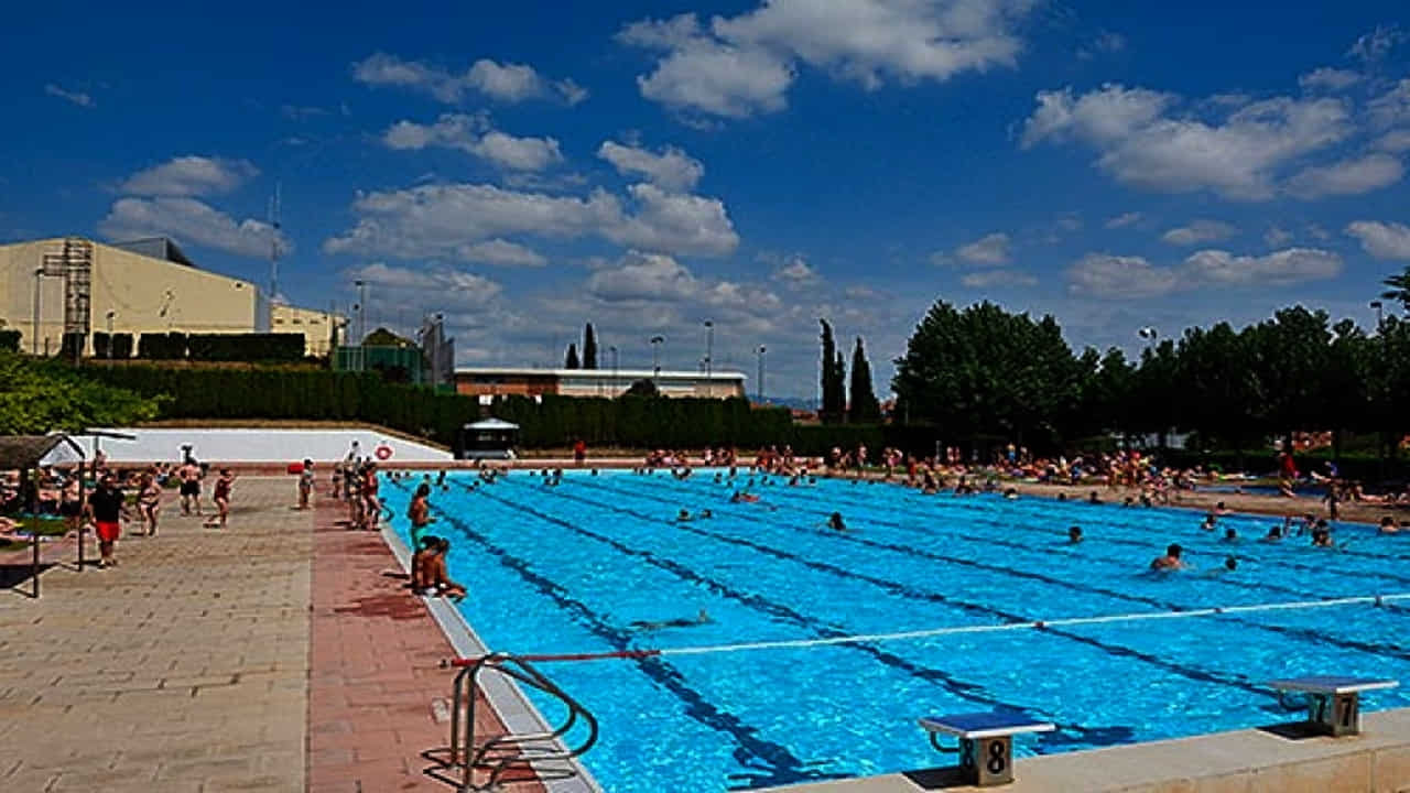 Piscina municipal de Santa Perpetua de Moguda