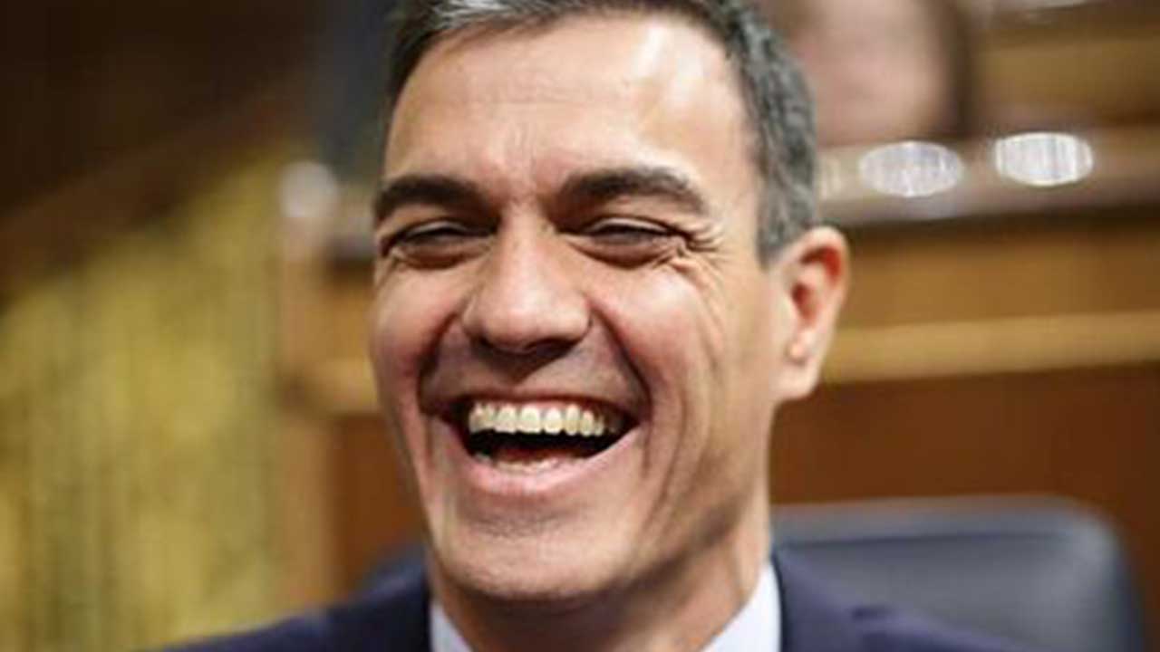 Sánchez aprueba 2.000 millones en armas por la puerta de atrás para no enfadar a sus socios