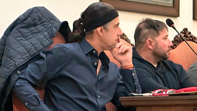 La batalla de VOX Manacor contra el «blindaje» al alcalde separatista tras sus insultos a España