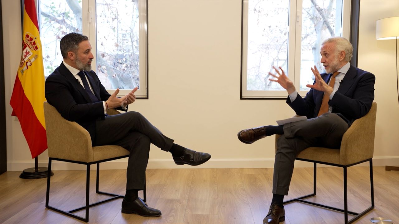 Santiago Abascal con Inda/OkDiario