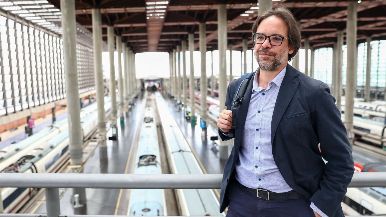 El presidente comunista de Renfe se gasta más de 300.000 euros en coches de lujo