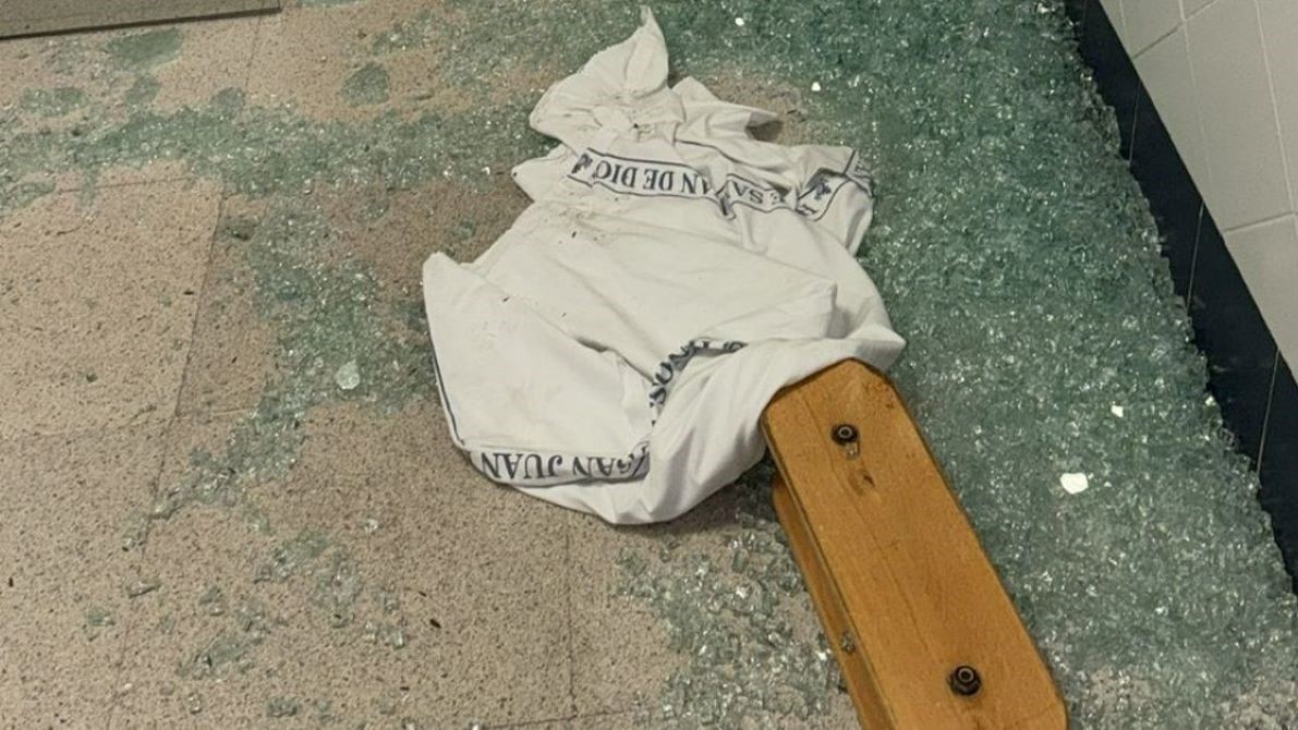 Sanitarios, obligados a atrincherarse en un centro de salud ante el ataque de un marroquí